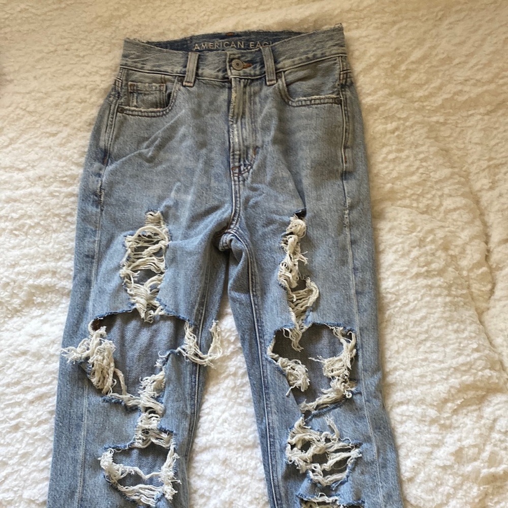 American Eagle ripped mom jeans